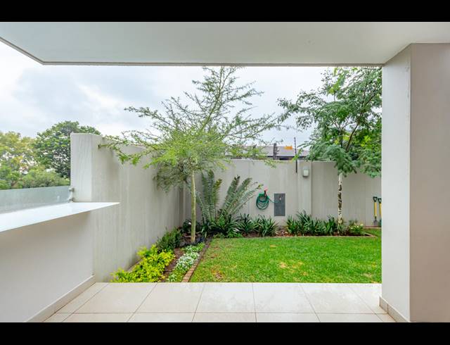 2 BEDROOM APARTMENT TO LET IN CRAIGHALL PARK